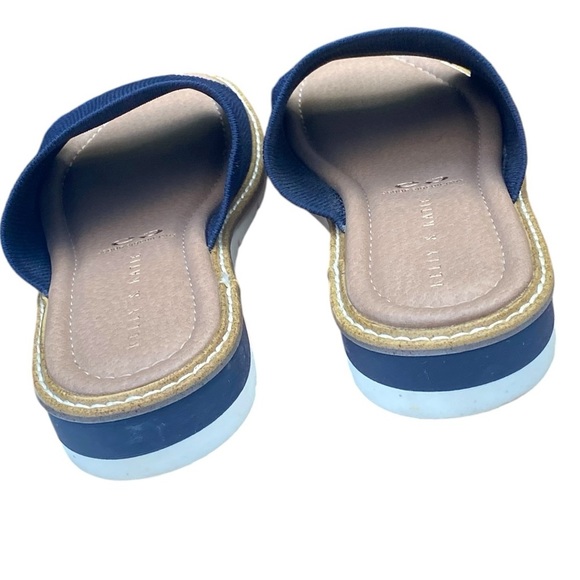 Kelly & Katie Ari Stretch Woven Upper Slide Sandal in Navy - Picture 4 of 7